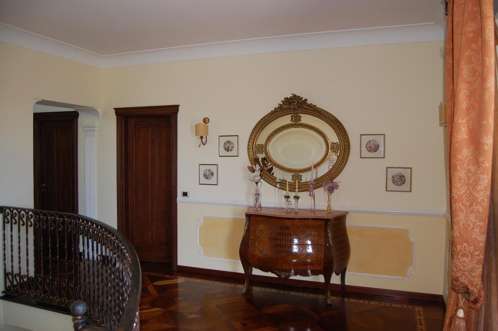 B&B Villa Francesca Soverato Marina Værelse billede