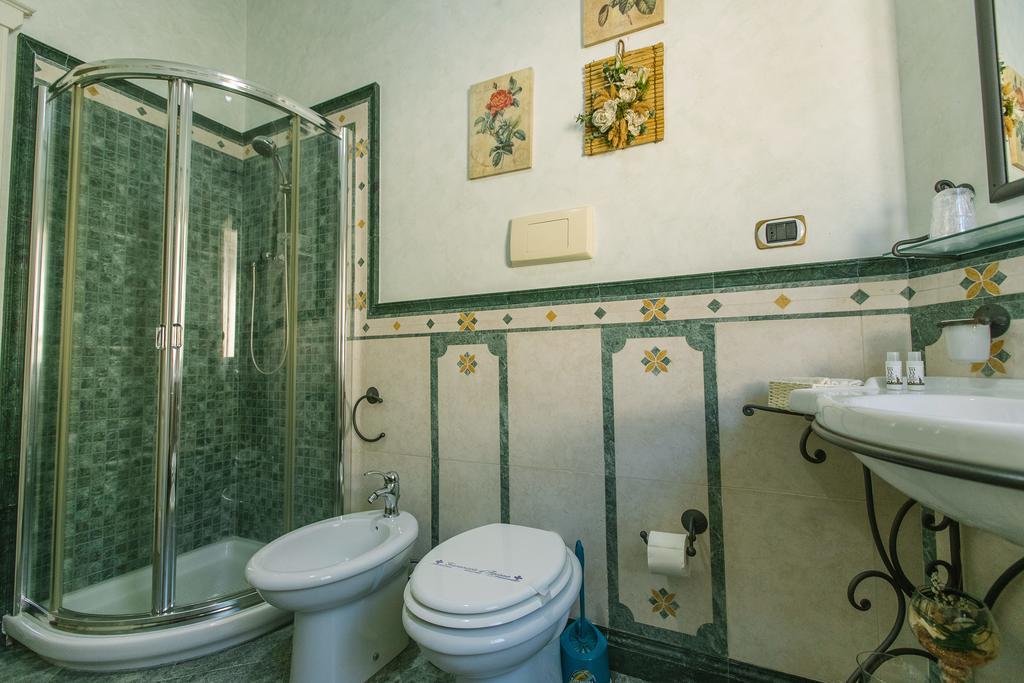 B&B Villa Francesca Soverato Marina Eksteriør billede